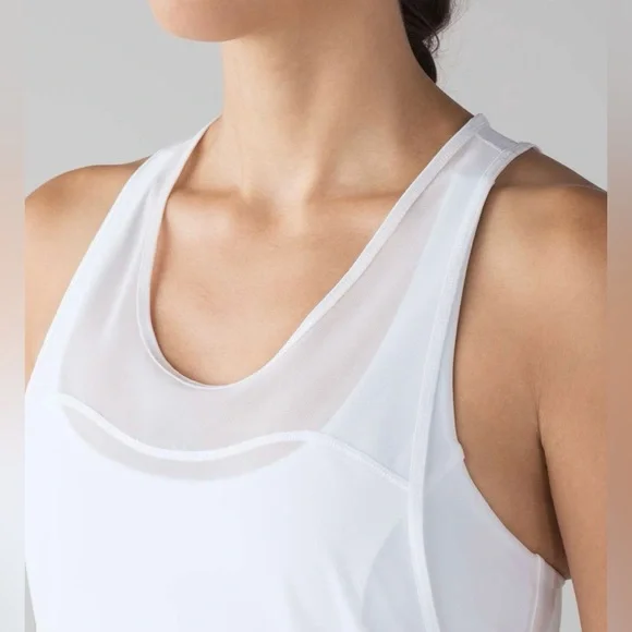 Lululemon Light and Breezy Tank - Picture 4 of 15